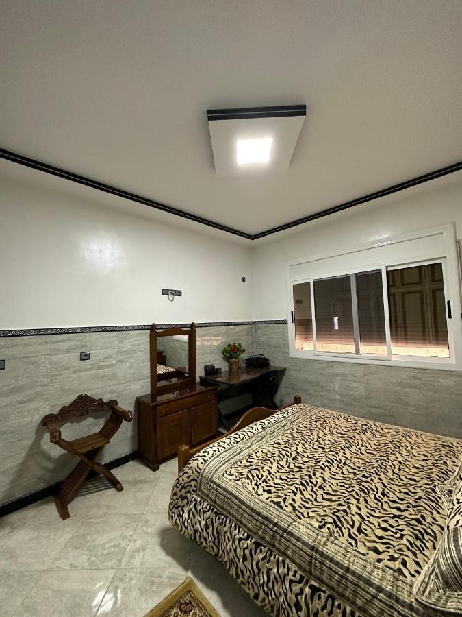 Bel Appartement 1Er Etage Confortable Pres De La Plage - Specialement Pour Familles Saïdia Exteriör bild