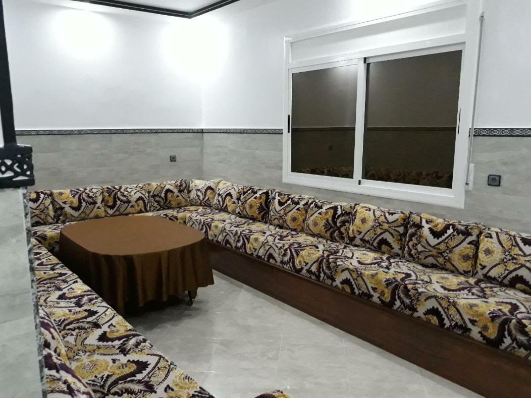 Bel Appartement 1Er Etage Confortable Pres De La Plage - Specialement Pour Familles Saïdia Exteriör bild